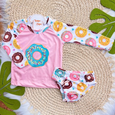 Linha Praia - Blusa com Proteção UV50+ e Calcinha - Donuts - Rosa Claro